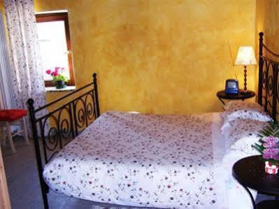 B&B La Casuccia Di Assisi Exterior photo